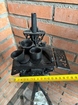 Cocina antigua de hierro fundido