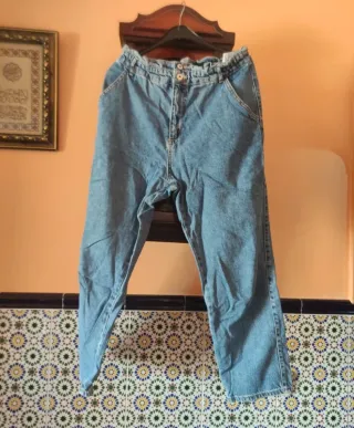 Pantalón vaquero Lefties