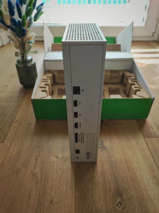 Xbox Series S Bianca + Controller Originale Xbox