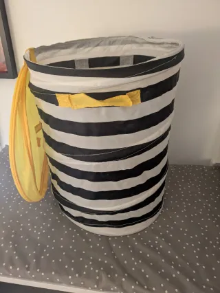 Banco Ikea Småstad con cojín