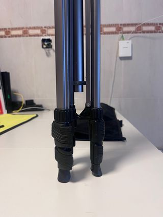 Telescopio con trípode