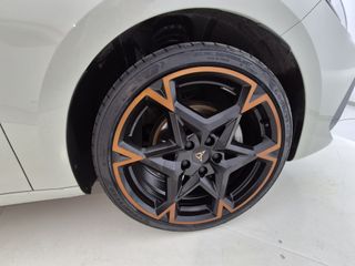 CUPRA Leon etsi Dsg7 150 Taiga Performance Pack