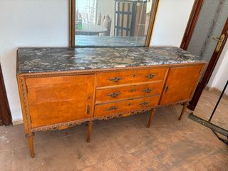 Mueble de madera con tapa de mármol NO ENVIO