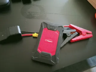 Arrancador de coche Yaber YR 200