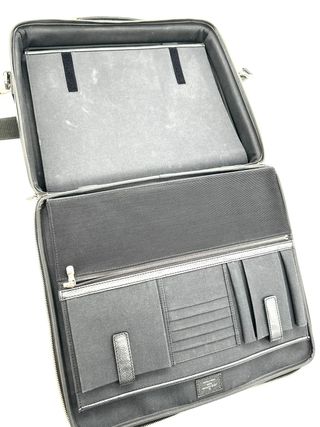 Maletín Louis Vuitton Negro