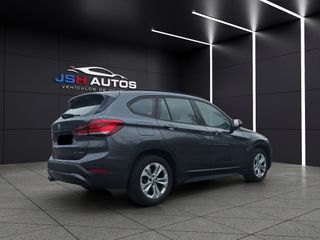 BMW X1 Hibrido Enchuf. Pegatina 0 emisiones. 220cv