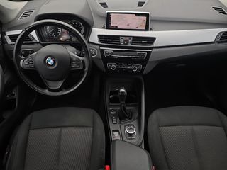 BMW X1 Hibrido Enchuf. Pegatina 0 emisiones. 220cv