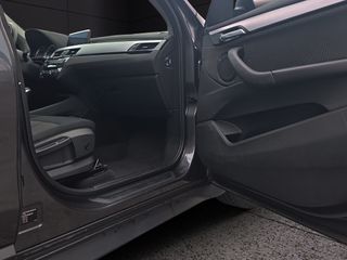 BMW X1 Hibrido Enchuf. Pegatina 0 emisiones. 220cv