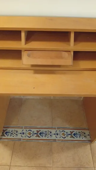 Escritorio pupitre de madera