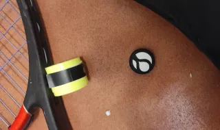 Raqueta Dunlop 300 G + REGALOS