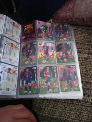 Álbum Megacracks 2025/26 con cromos