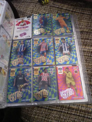 Álbum Megacracks 2025/26 con cromos