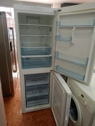 Nevera Combi Haier Blanca