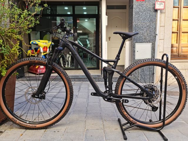 OFERTA! CUBE STEREO ONE22 PRO NUEVA (M)