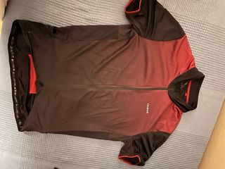 Maillot hombre negro y rojo