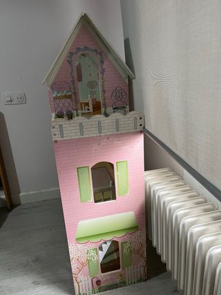 Casa de muñecas grande de madera