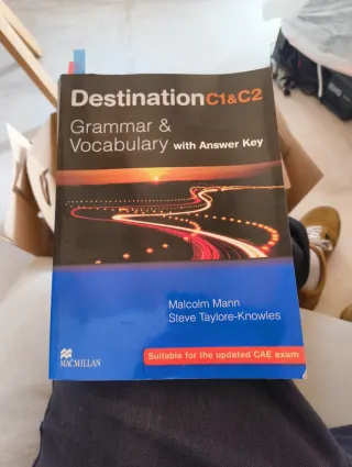 Destination C1 & C2 Grammar and Vocabulary. Stu...