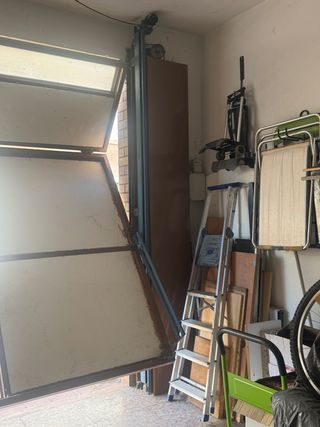 Puerta de garaje automatizada