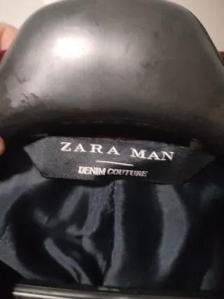 Chaqueta de terciopelo granate hombre