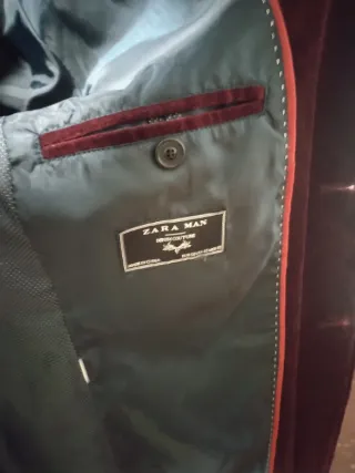 Chaqueta de terciopelo granate hombre