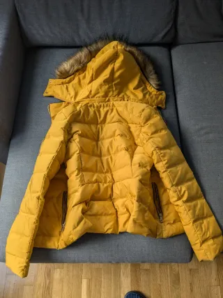 Abrigo plumas Zara Amarillo con forro