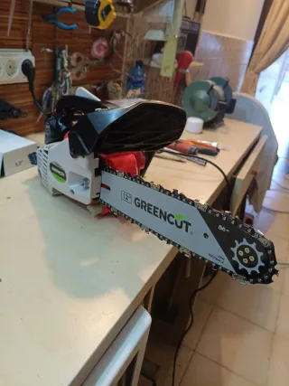 Motosierra Greencut 12
