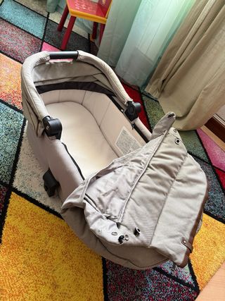 Carrito bebé + capazo Chicco Best Friend