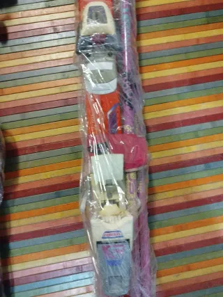 Esquís y fijaciones