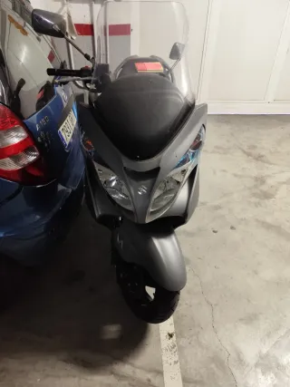 Suzuki Burgman 400 - 59.000 km - ITV 11/26