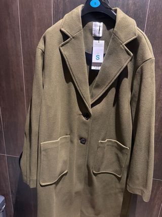 Chaqueta larga verde Primark talla S