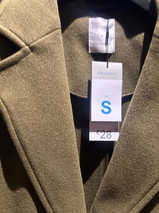 Chaqueta larga verde Primark talla S
