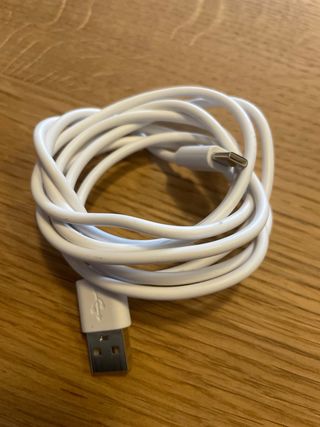Adaptador y Cable USB C Blanco
