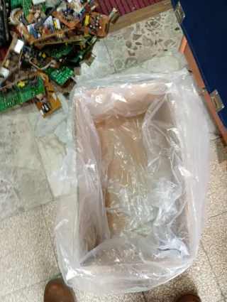 CONFEZIONE 6.5kg COMPONENTI ELETTRONICI MISTI USAT