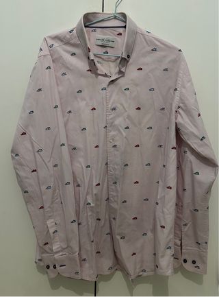 Camisa rosa CARLO MORETTI con estampado zapatillas