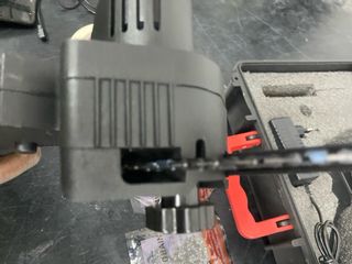 Mini motosierra eléctrica con accesorios