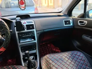 Peugeot 207 2006