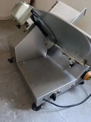 Cortadora de fiambre profesional