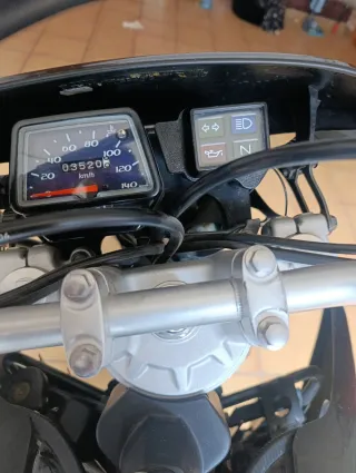 Yamaha DT 125 Enduro.