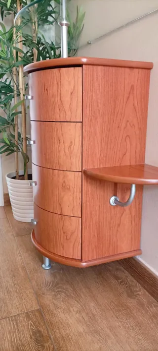 Recibidor moderno madera y cristal