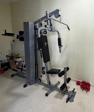 Máquina de gimnasio multifunción