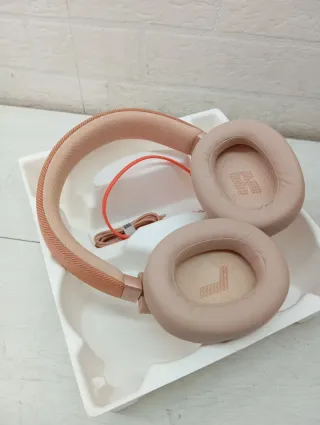 Auriculares JBL Live 770 NC