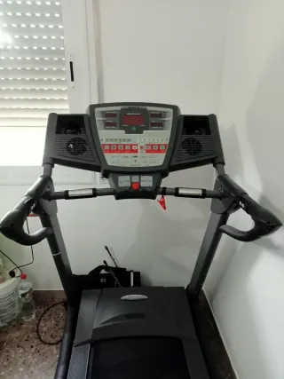 Cinta de correr eléctrica BH Columbia PRO