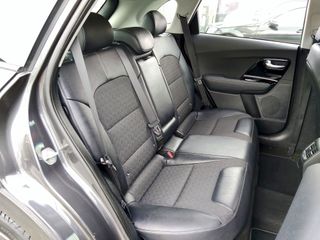 KIA Niro 1.6 HEV Drive 5P