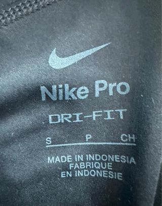 Conjunto deportivo Nike negro