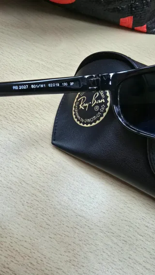 Gafas de sol Ray-Ban RB2027 Deluxe polarized.