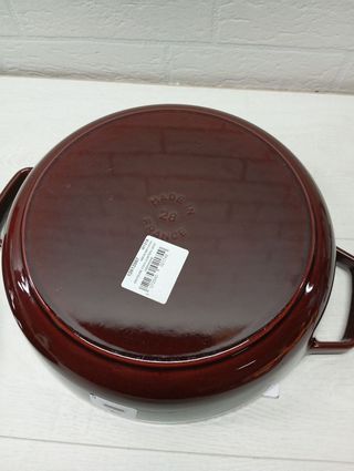 Staub Rustidera chistera de Hierro Fundido