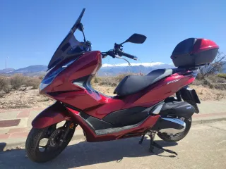 Honda PCX 125cc Scooter 2021