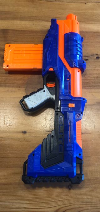 Colección de 8 Pistolas Nerf con más de 25 Balas