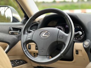 Lexus IS 2008