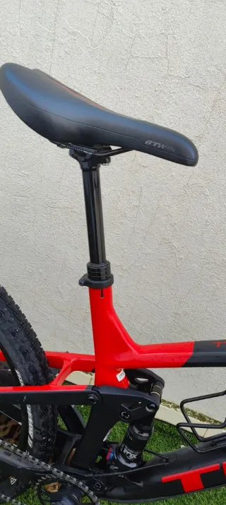 Bicicleta Trek Top Fuel 8